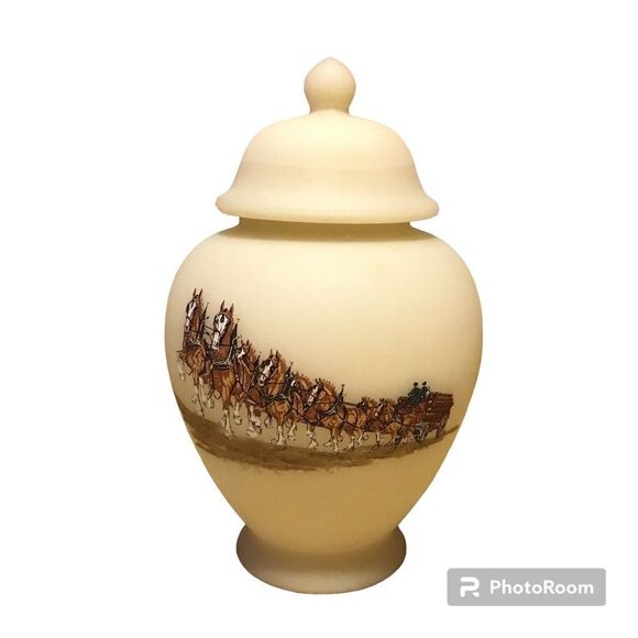 Vintage Fenton Budweiser Clydesdales Temple Jar - Picture 1 of 9